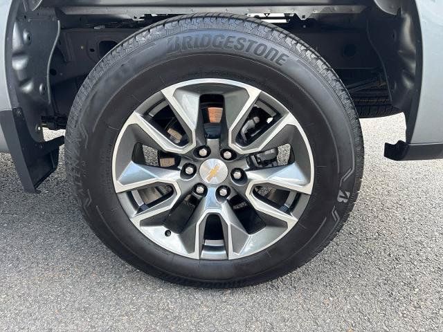Used 2025 Chevrolet Silverado 1500 LT AWD/4WD image 11