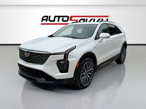 Used 2024 Cadillac XT4 Sport AWD/4WD image 3