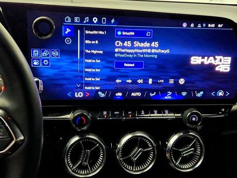 Used 2024 Chevrolet Blazer EV LT AWD/4WD image 16
