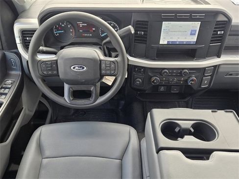 Used 2023 Ford F250 XL image 20