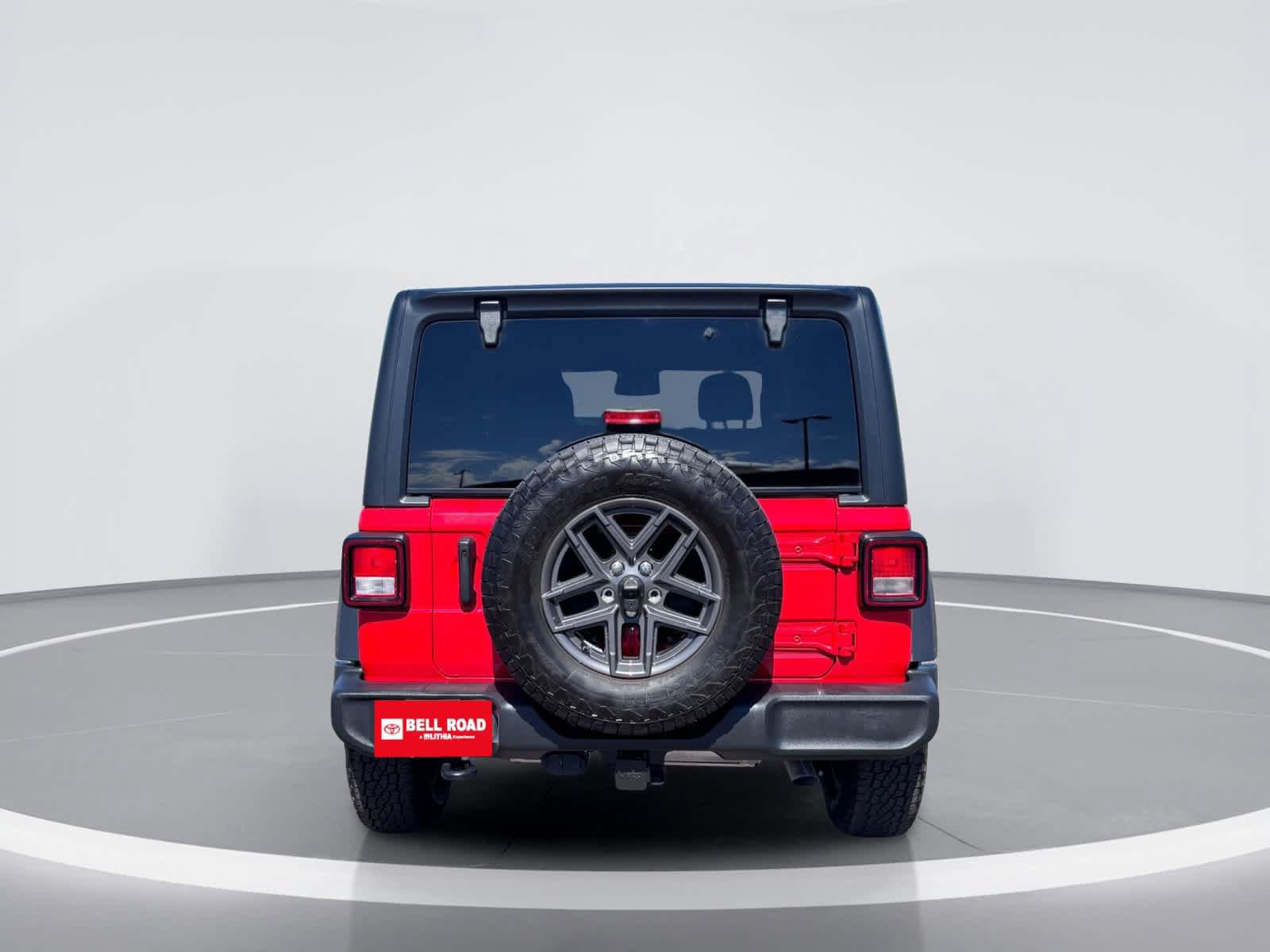 Used 2024 Jeep Wrangler Unlimited Sport AWD/4WD image 8