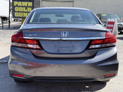 Used 2015 Honda Civic SE image 6