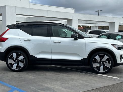 Certified 2023 Volvo XC40 Recharge Ultimate w/ Protection Package Premier image 3