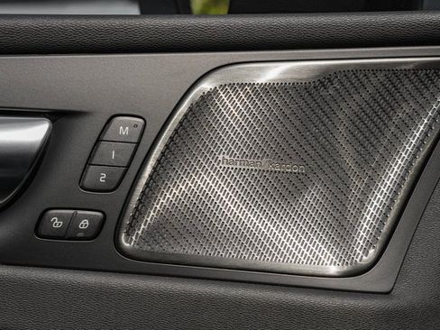 New 2026 Volvo XC60 B5 Plus w/ Protection Package Premier image 36