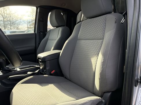 Used 2020 Toyota Tacoma SR image 26