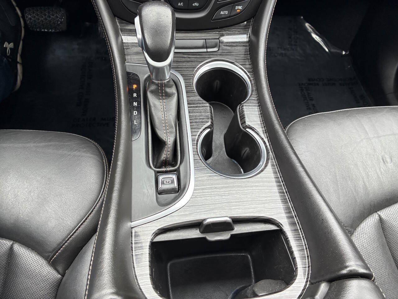 Used 2017 Buick Envision Essence AWD/4WD image 29
