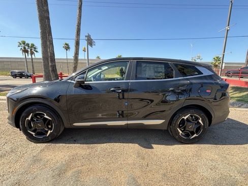 New 2026 Kia Sportage EX w/ EX Panorama Roof Package image 3