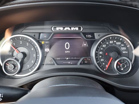 New 2026 RAM 1500 Big Horn AWD/4WD image 13