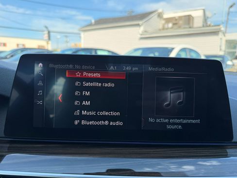 Used 2019 BMW 530i xDrive w/ Convenience Package AWD/4WD image 37