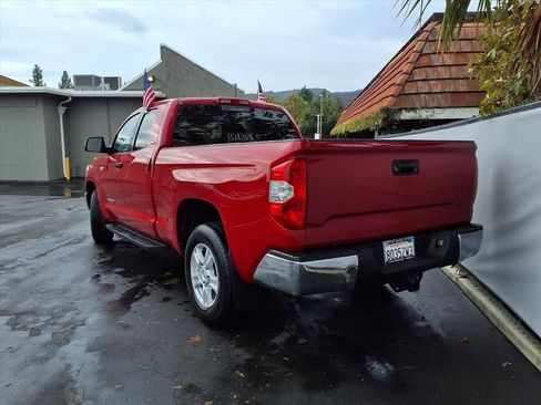 Used 2017 Toyota Tundra SR5 image 5