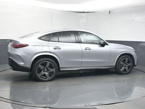 Used 2024 Mercedes-Benz GLC 300 4MATIC image 9