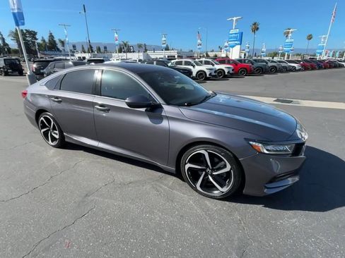 Used 2020 Honda Accord Sport image 2