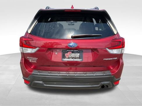 Certified 2022 Subaru Forester Limited AWD/4WD image 6