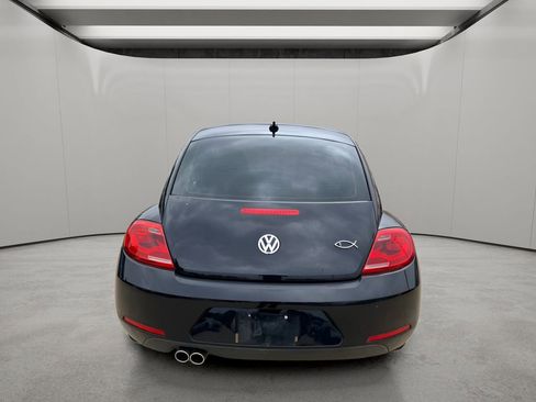 Used 2013 Volkswagen Beetle 2.5 Fender FWD image 4