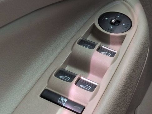 Used 2014 Ford Escape Titanium FWD image 21