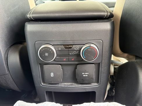 Used 2020 Ford Explorer Limited RWD image 7