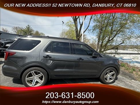 Used 2018 Ford Explorer Sport w/ Equipment Group 401A AWD/4WD image 6