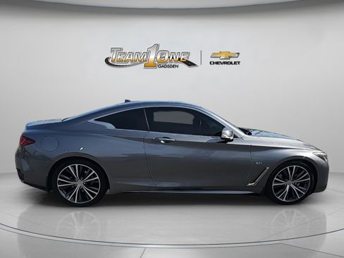 Used 2019 INFINITI Q60 3.0t Luxe w/ Essential Package image 9