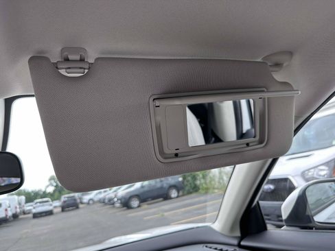 Used 2023 Honda HR-V LX image 29