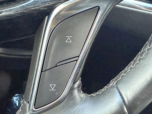 Used 2022 Cadillac XT5 Premium Luxury image 9