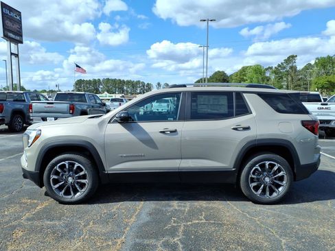 New 2026 GMC Terrain Elevation w/ Elevation Premium Package image 1