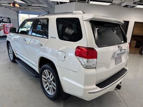 Used 2012 Toyota 4Runner Limited AWD/4WD image 9