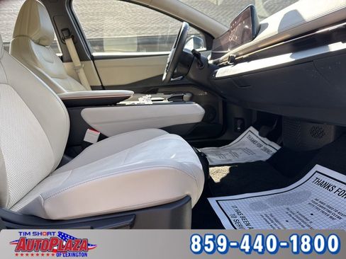 Used 2023 Nissan Ariya AWD image 64