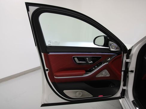 Certified 2025 Mercedes-Benz S 63 AMG S image 57