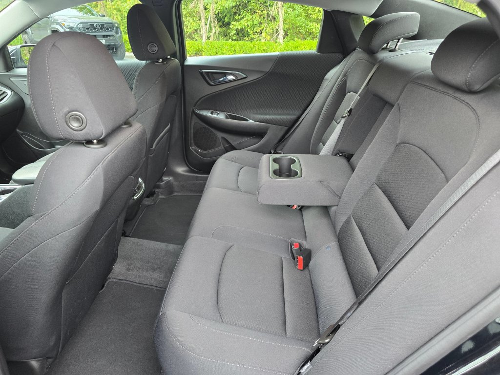 Used 2023 Chevrolet Malibu LT FWD image 10