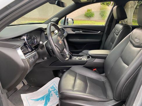 Used 2024 Cadillac XT6 Premium Luxury AWD/4WD image 33
