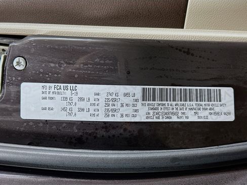 Used 2019 Chrysler Pacifica Touring-L Plus image 33