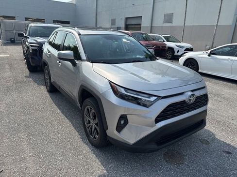 Used 2022 Toyota RAV4 XLE Premium AWD/4WD image 3