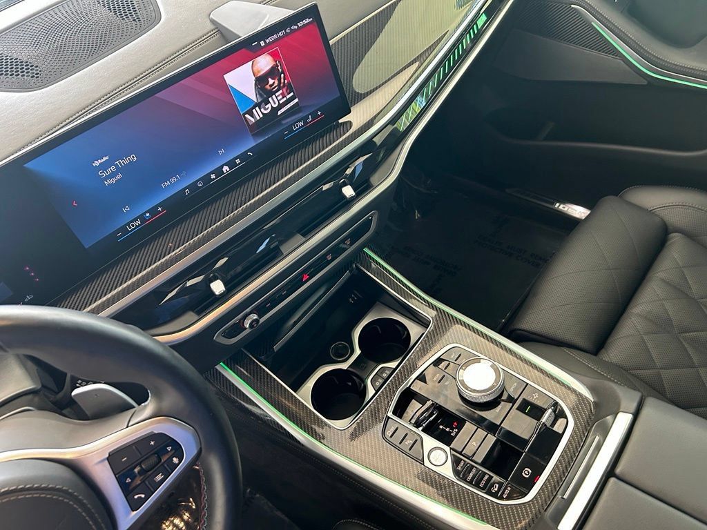 Used 2026 BMW X7 M60i AWD/4WD image 61