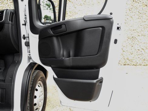 Used 2023 RAM ProMaster 2500 FWD image 35