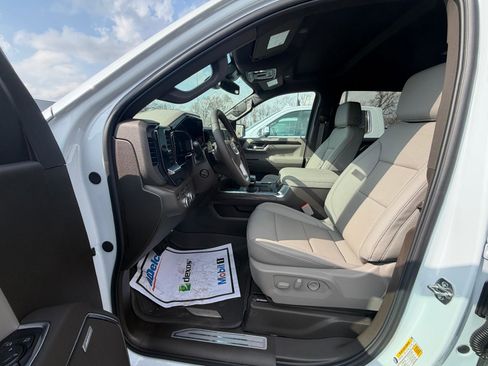 New 2026 GMC Sierra 1500 SLT w/ SLT Premium Plus Package image 8