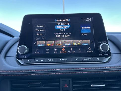 Used 2025 Nissan Rogue SV image 11