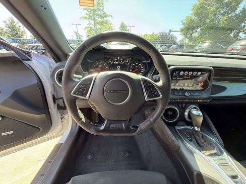 Used 2017 Chevrolet Camaro ZL1 RWD image 17