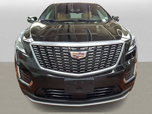 Used 2024 Cadillac XT5 Premium Luxury w/ Technology Package AWD/4WD image 2
