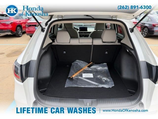 Used 2026 Honda HR-V LX image 9