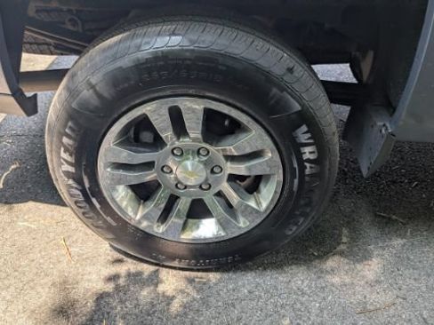 Used 2015 Chevrolet Silverado 1500 LTZ AWD/4WD image 12