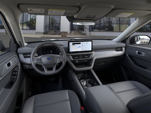 New 2026 Ford Explorer Active w/ Active Comfort Package image 9