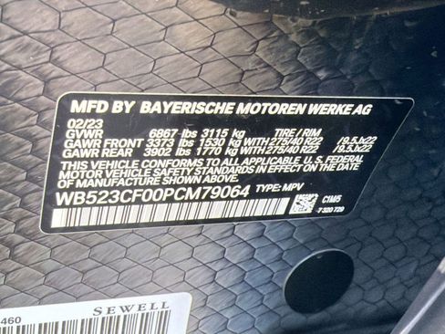 Certified 2023 BMW iX xDrive50 w/ Premium Package AWD/4WD image 19