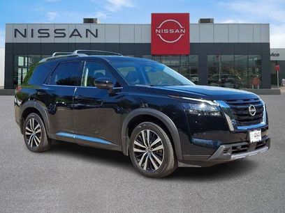 Certified 2025 Nissan Pathfinder Platinum w/ Cargo Package