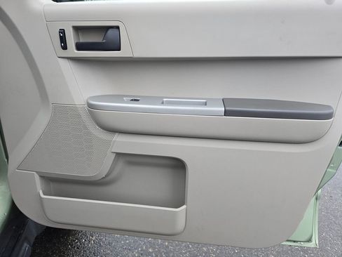 Used 2008 Ford Escape Hybrid image 17