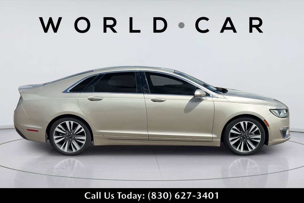 Used 2017 Lincoln MKZ Reserve w/ Technology Package FWD image 4