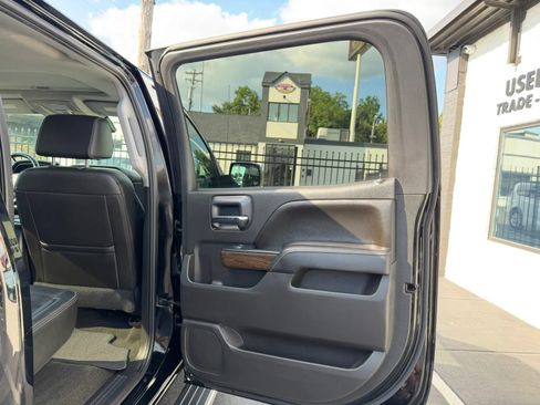 Used 2017 GMC Sierra 1500 Denali w/ Denali Ultimate Package AWD/4WD image 17