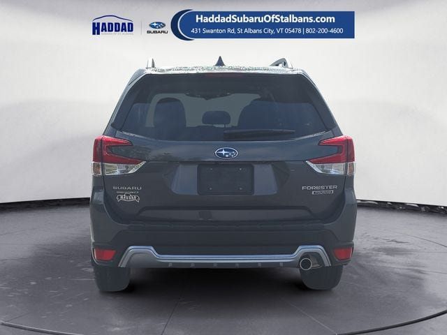Certified 2023 Subaru Forester Touring AWD/4WD image 4