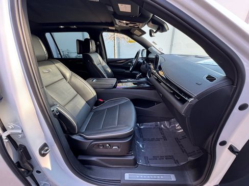 Used 2023 Cadillac Escalade ESV Sport w/ Touring Package image 50