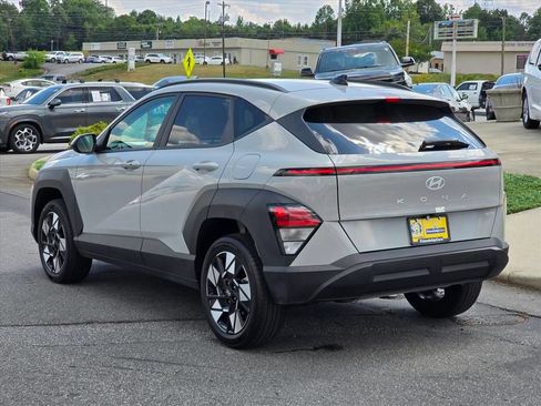 Used 2025 Hyundai Kona SEL AWD/4WD image 24
