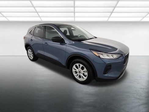 Certified 2023 Ford Escape Active image 11